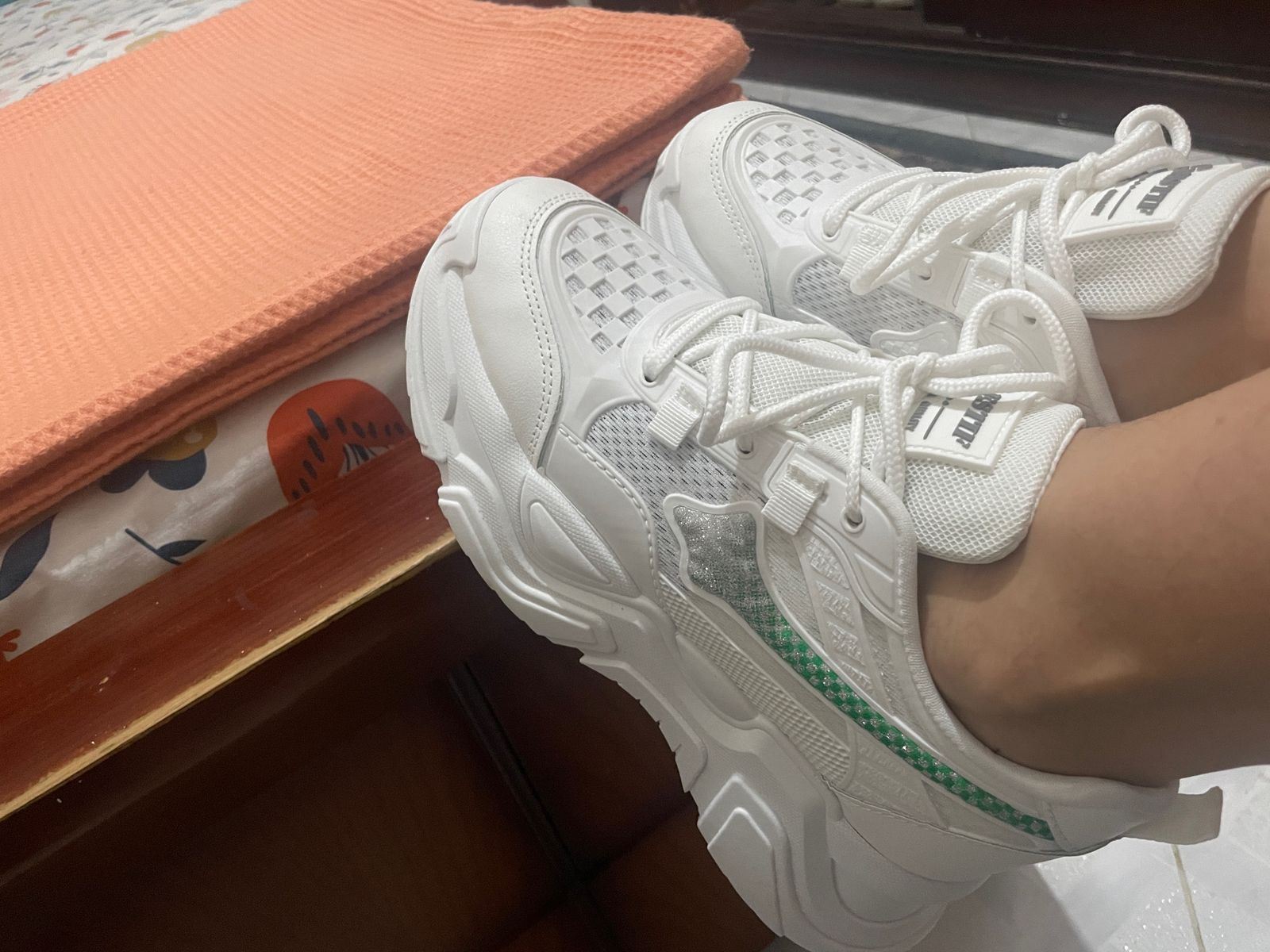 Running Sneakers_3